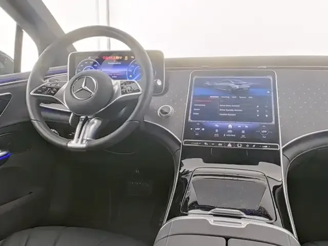 Mercedes-Benz EQE 300