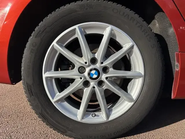 BMW 218