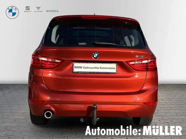 BMW 218