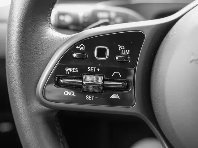 Mercedes-Benz EQC 400