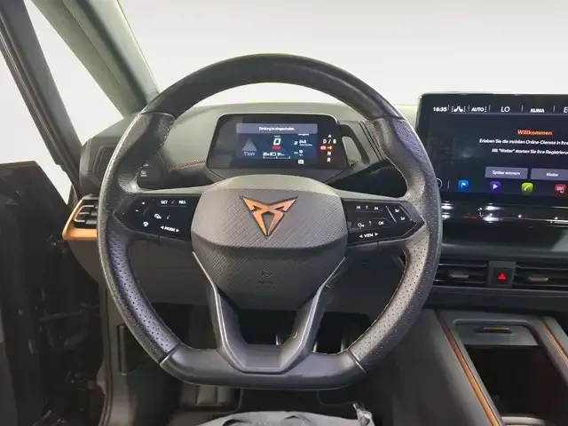 CUPRA Born