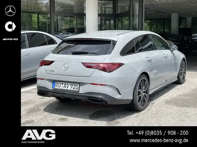 Mercedes-Benz CLA 200
