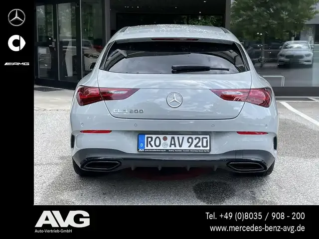 Mercedes-Benz CLA 200