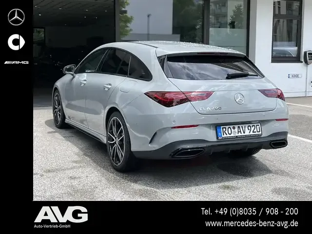 Mercedes-Benz CLA 200