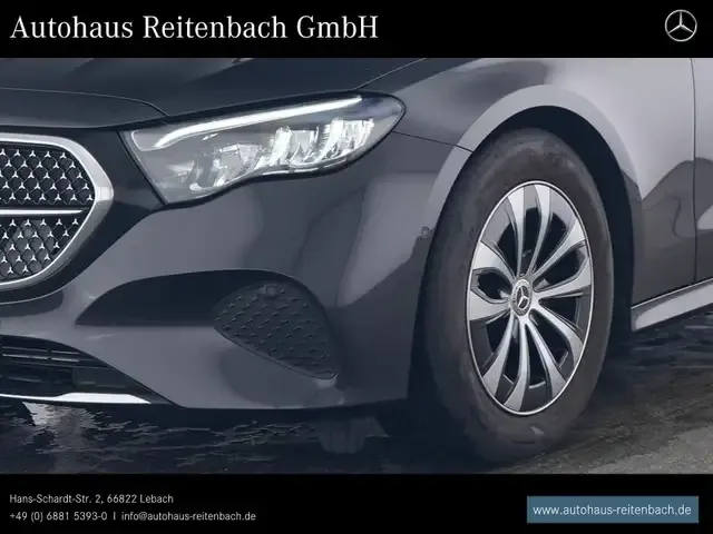 Mercedes-Benz E 220
