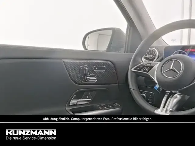 Mercedes-Benz EQA 300