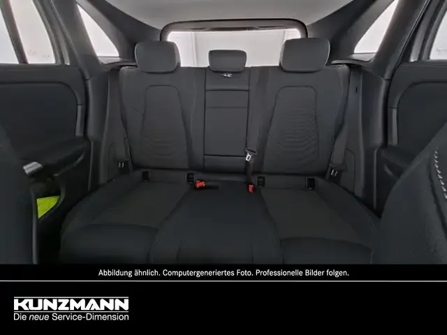 Mercedes-Benz EQA 300