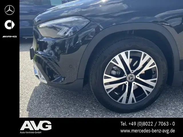 Mercedes-Benz GLA 180