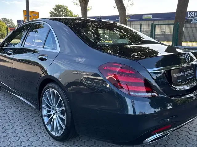 Mercedes-Benz S 400