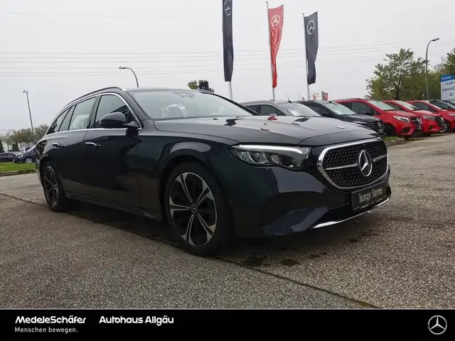 Mercedes-Benz E 220