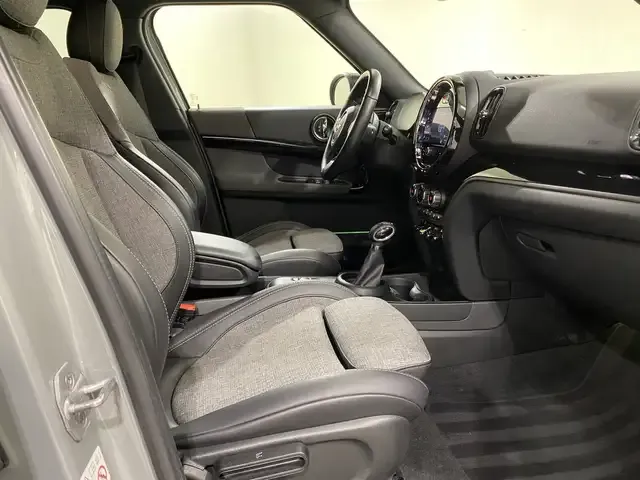 MINI Cooper SE Countryman
