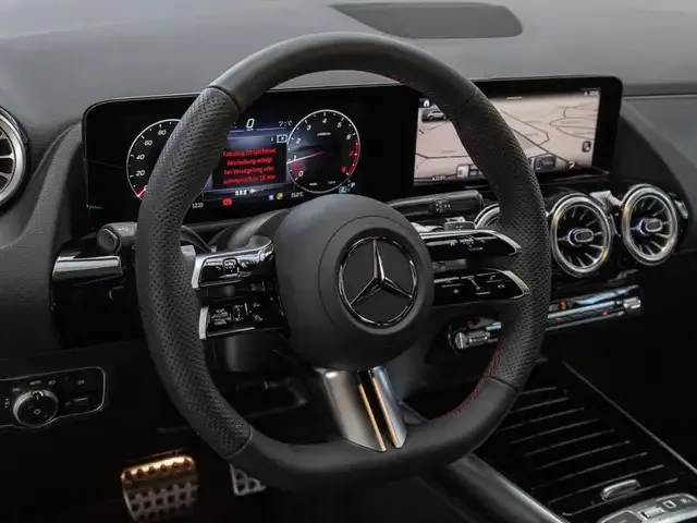 Mercedes-Benz GLA 180