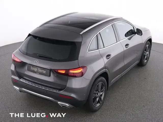 Mercedes-Benz GLA 200