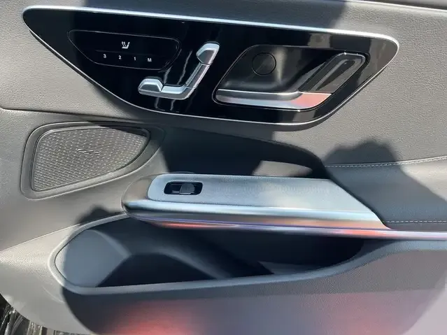 Mercedes-Benz CLE 200