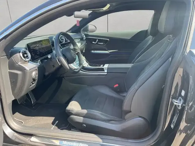 Mercedes-Benz CLE 200