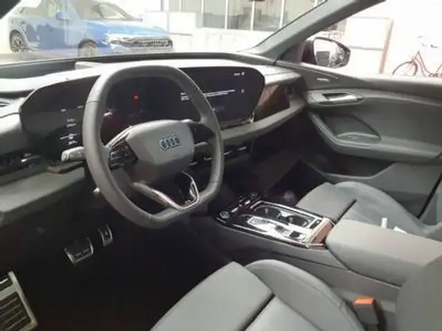 Audi Q6