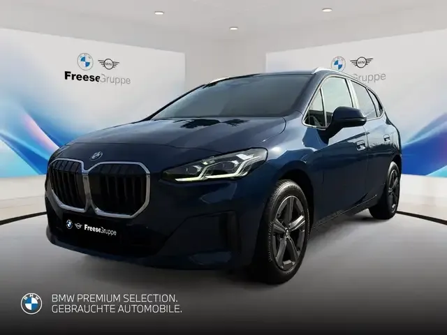 BMW 220
