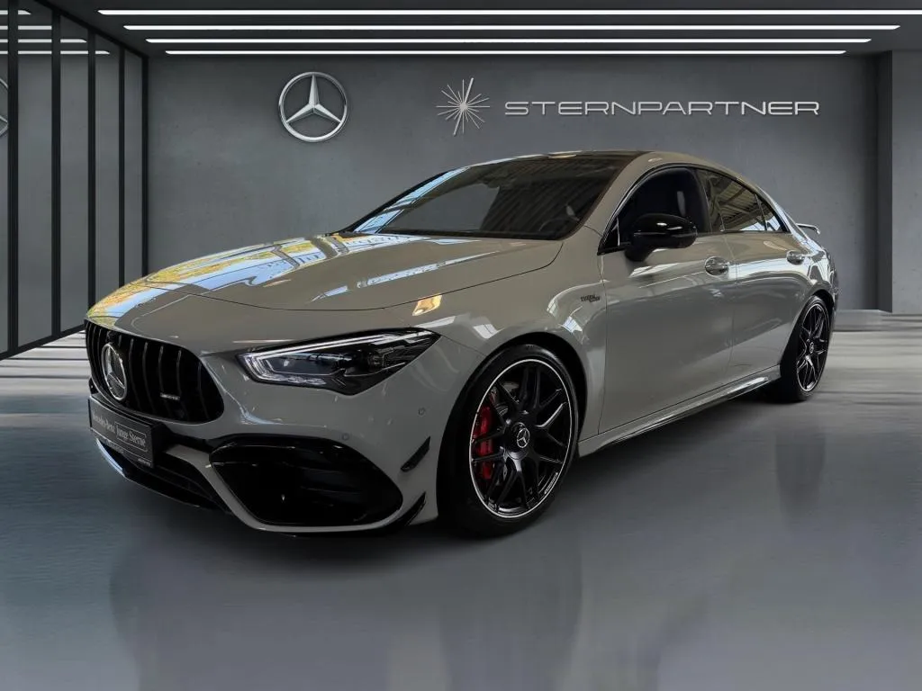 Mercedes-Benz CLA 45 AMG