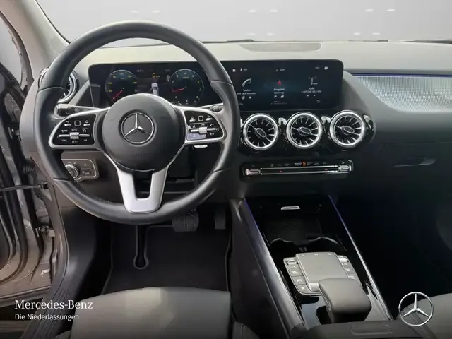 Mercedes-Benz GLA 180