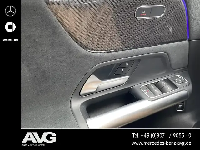 Mercedes-Benz GLA 220
