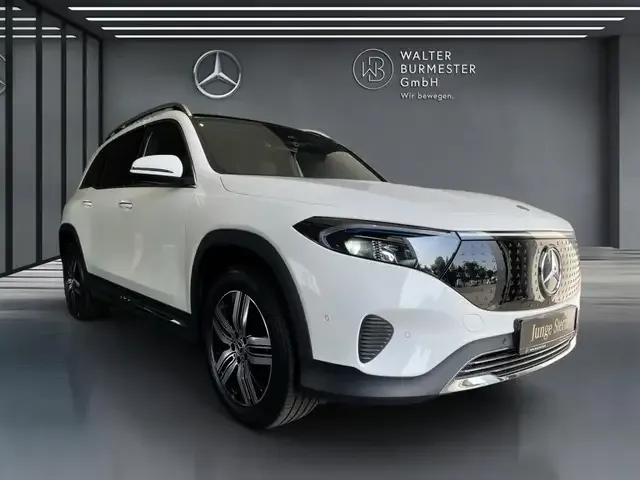 Mercedes-Benz EQB 300