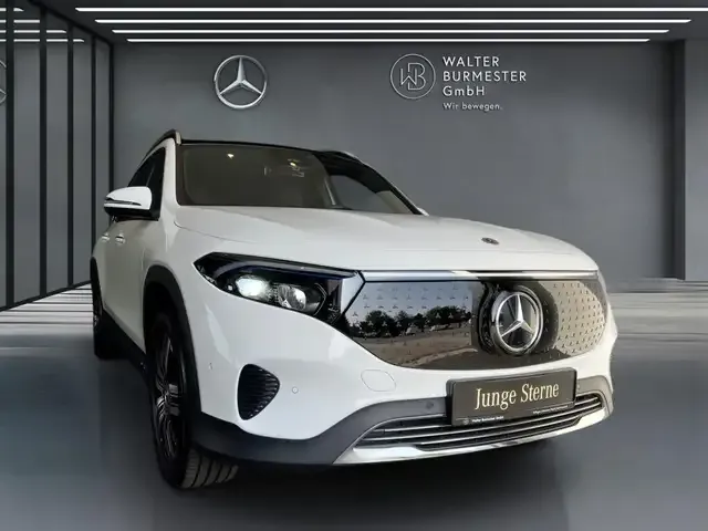 Mercedes-Benz EQB 300