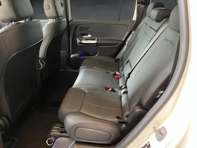 Mercedes-Benz EQB 300