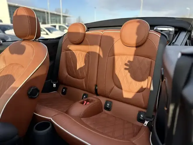 MINI John Cooper Works Cabrio