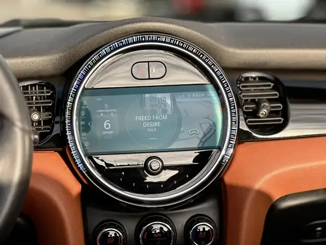 MINI John Cooper Works Cabrio