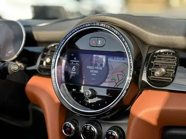 MINI John Cooper Works Cabrio