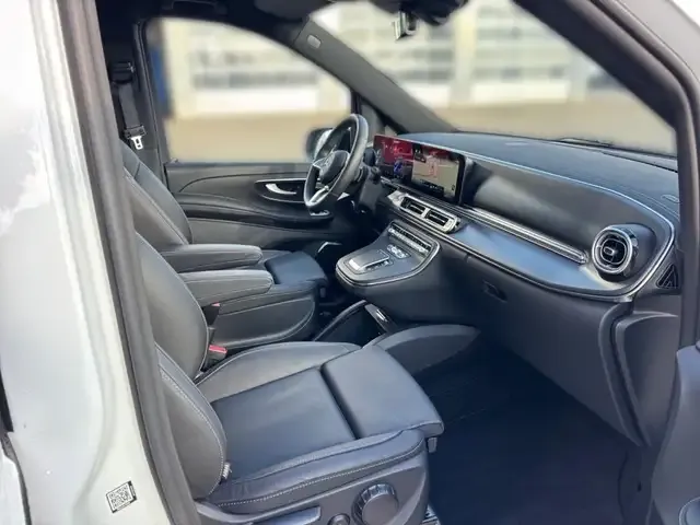 Mercedes-Benz EQV 300