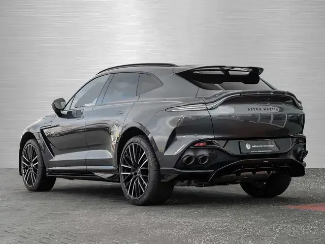 Aston Martin DBX