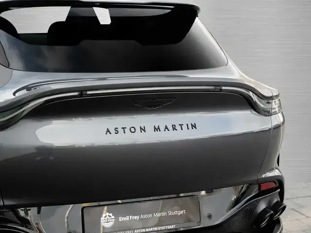 Aston Martin DBX