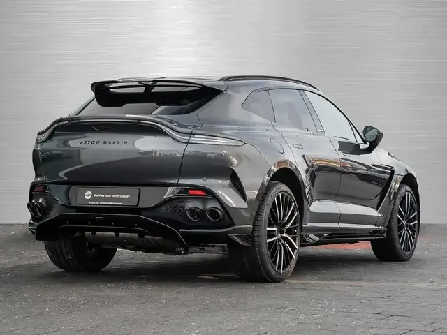 Aston Martin DBX
