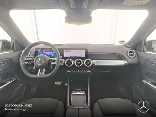 Mercedes-Benz EQB 250