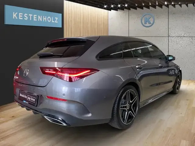 Mercedes-Benz CLA 180