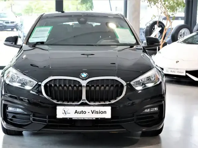 BMW 118