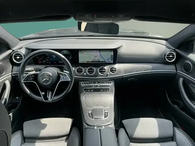 Mercedes-Benz E 400