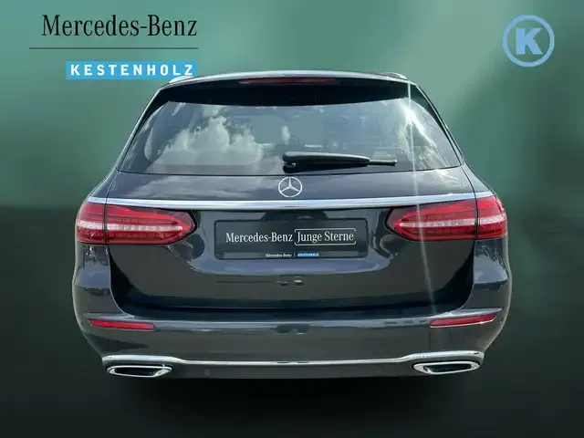 Mercedes-Benz E 400