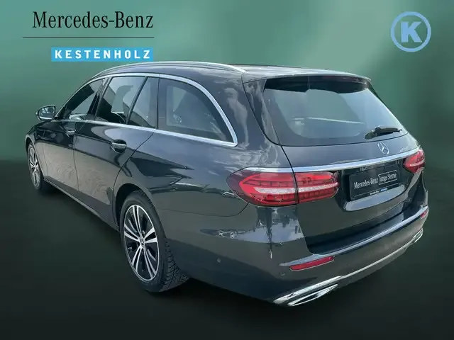 Mercedes-Benz E 400