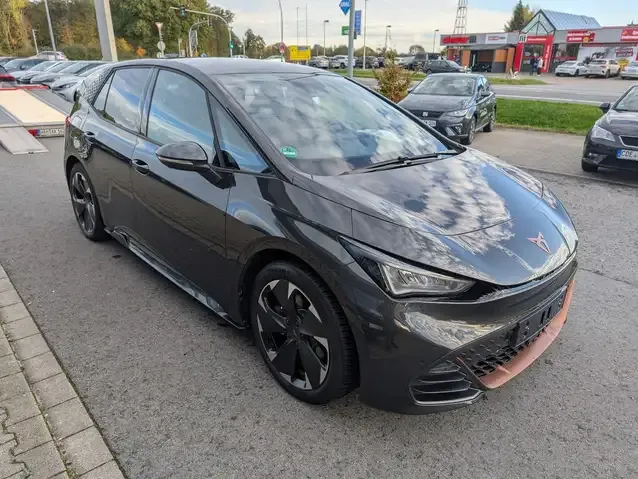 CUPRA Born