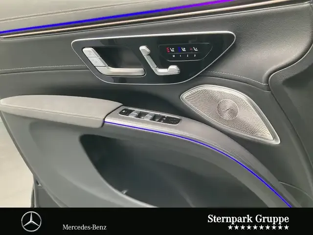 Mercedes-Benz EQS SUV