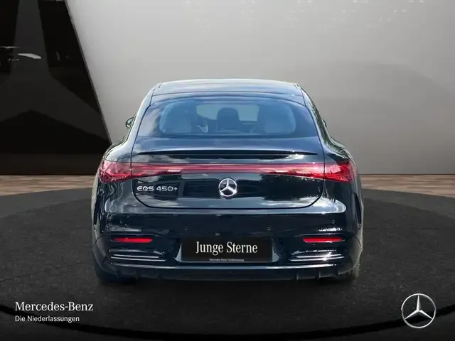 Mercedes-Benz EQS