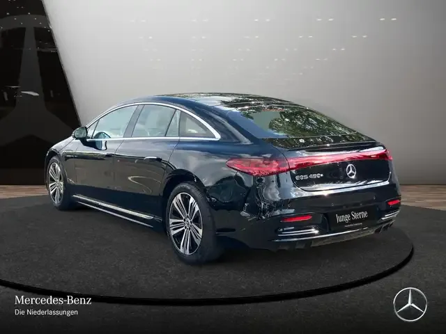Mercedes-Benz EQS