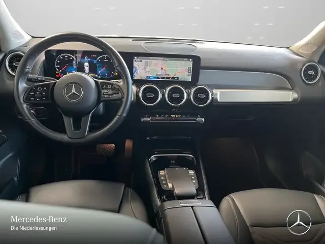 Mercedes-Benz GLB 180