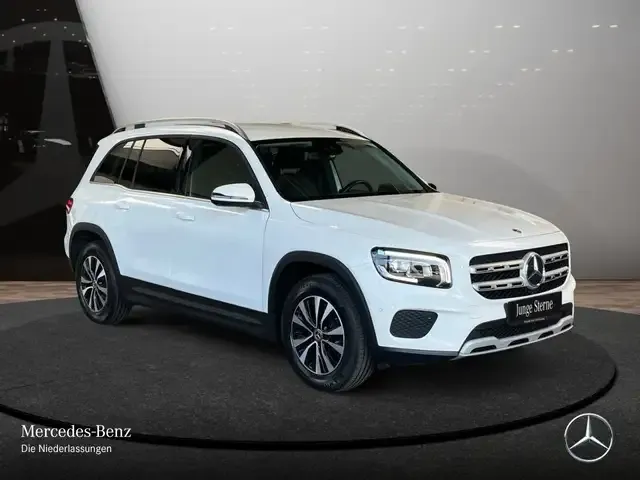 Mercedes-Benz GLB 180