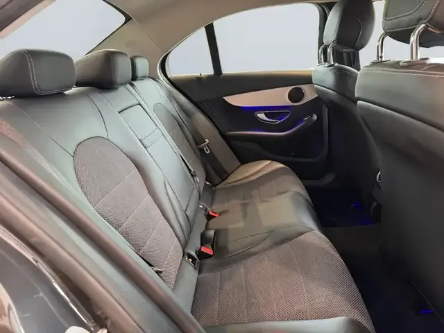 Mercedes-Benz C 180