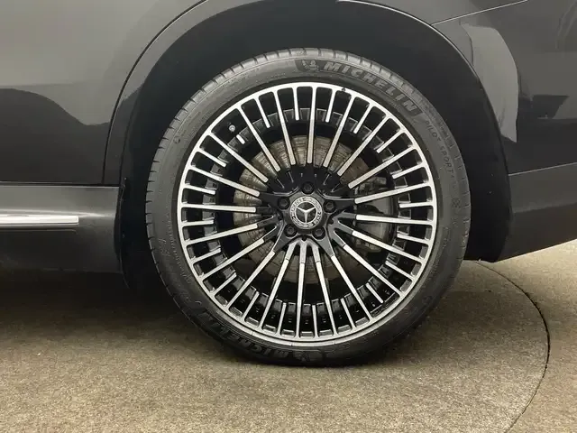 Mercedes-Benz EQC 400