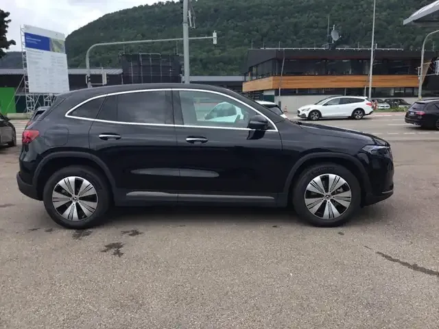 Mercedes-Benz EQA 250