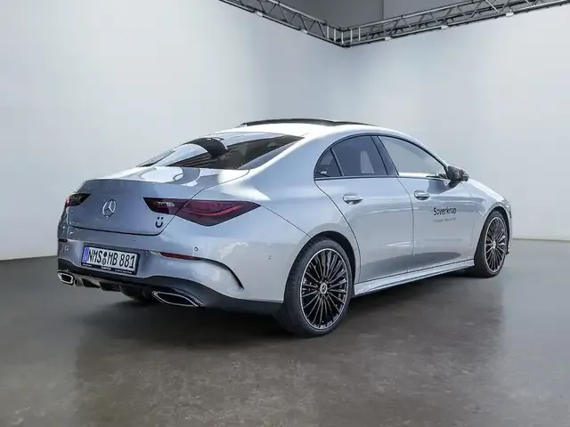 Mercedes-Benz CLA 200